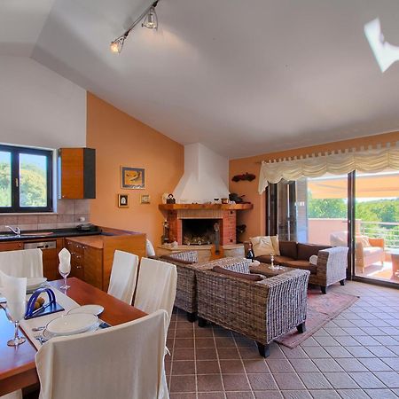 Premantura Olive Garden Villa Buitenkant foto