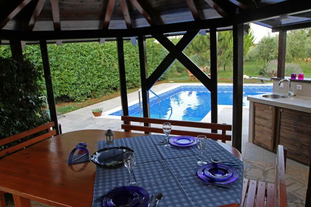 Premantura Olive Garden Villa Buitenkant foto