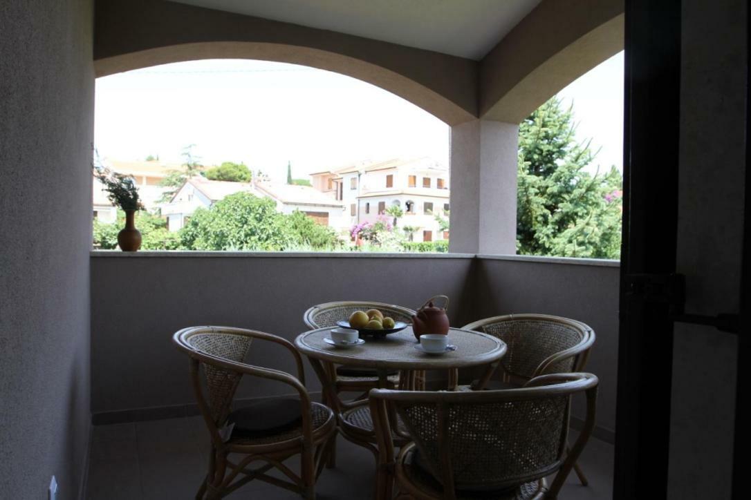 Premantura Olive Garden Villa Buitenkant foto