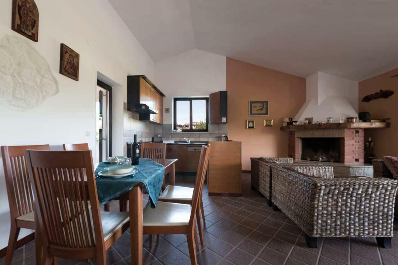Premantura Olive Garden Villa Buitenkant foto