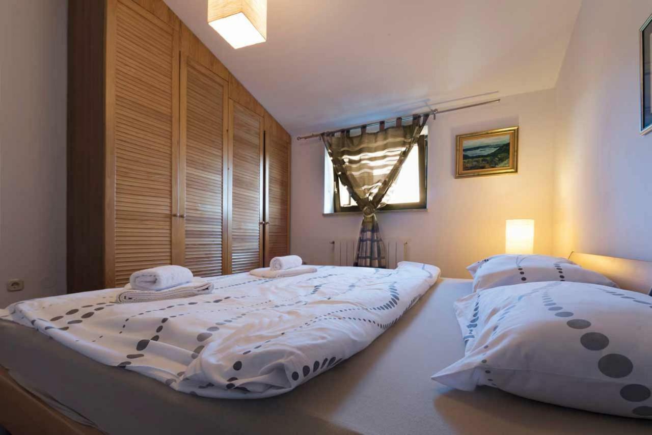 Premantura Olive Garden Villa Buitenkant foto